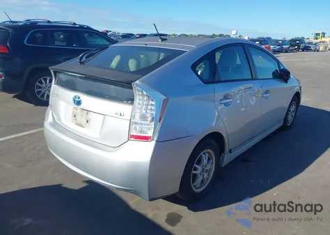 2011 Toyota Prius Two z USA, uszkodzony, nr VIN JTDKN3DUXB1386738